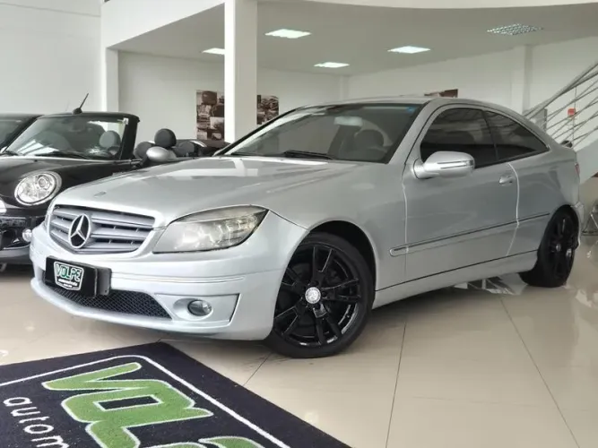Mercedes-Benz CLC-200 Kompressor 1.8 184cv Aut. 2010
