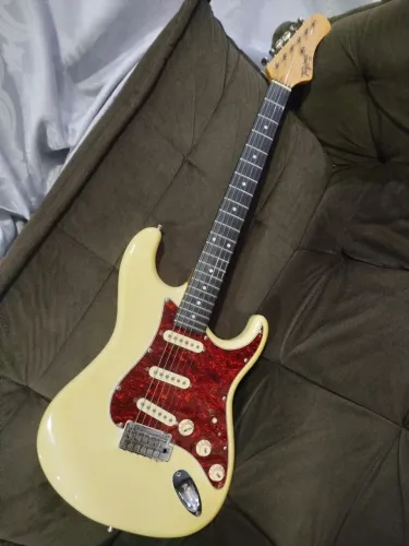 Guitarra Tagima T635 Classic 