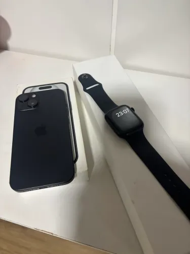 iPhone 15 / Apple Watch Series 8 