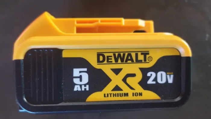 Bateria Lithium ion (XR) 20V DCB205 5AH (DeWALT)
