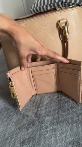 Schutz - bolsa e carteira