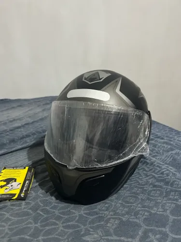 Capacete moto novo tamanho 60