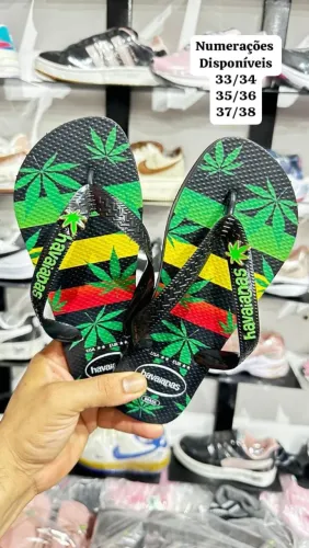 Sandálias femininas em diversos modelos, perfeitas para o uso diário