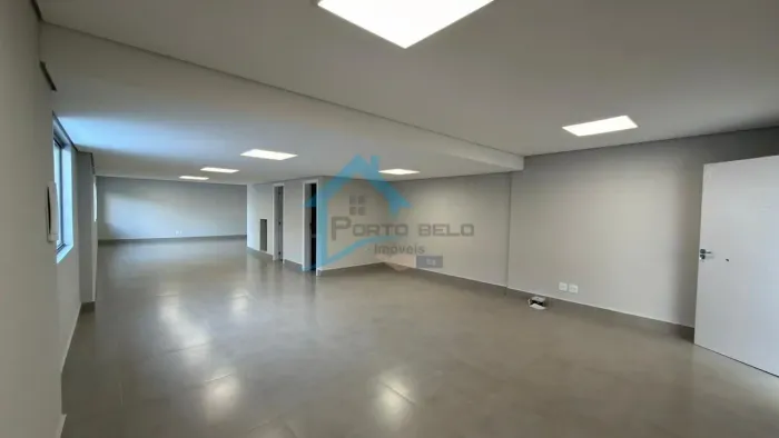 Sala Comercial para Locação em Contagem, Gloria, 3 banheiros