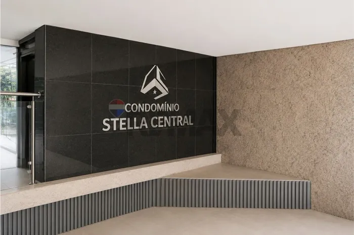 Sala Comercial a venda no Centro de Juiz de Fora com Vaga de Garagem