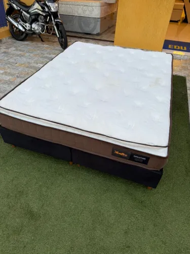 Cama box Queen seminova top - ENTREGA GRÁTIS 