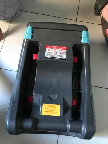 Vendo base de bebê conforto