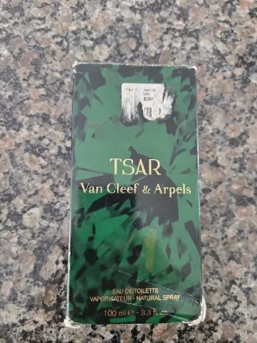 Perfume tsar ainda na caixa