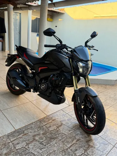 BAJAJ DOMINAR 400