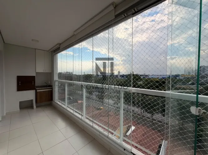APARTAMENTO COM 2 QUARTOS, SENDO 1 SUÍTE, 70 METROS QUADRADOS, COM VISTA LIVRE E SACADA GO