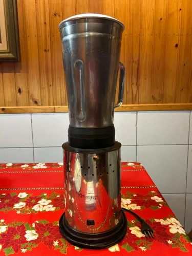 Liquidificador industrial 2L bicolor