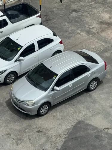 Toyota Etios XS Sedan 1.5 Flex 16V 4P Mec. 2015