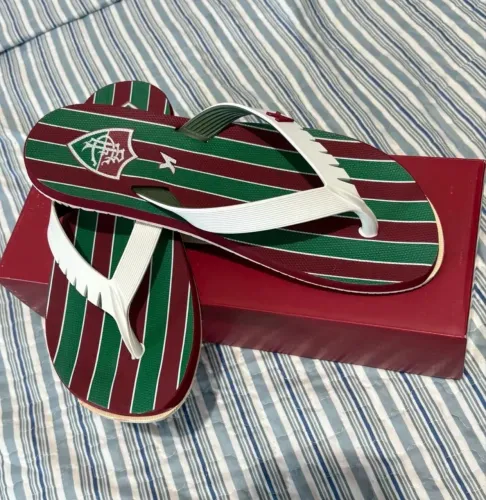 Chinelo Kenner oficial do Fluminense novo .. 