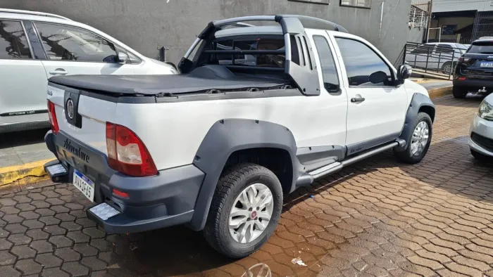 Fiat Strada Adventure 1.8/ 1.8 Locker Flex CE 2013