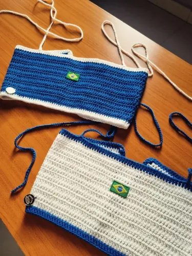 TOP FAIXA BRASIL AZUL E BRANCO - CROCHÊ 