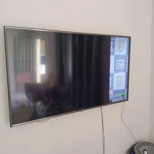 Smart TV LG 50" 4K UHD Tela Defeito