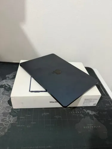 Macbook air 13" m2 256/16