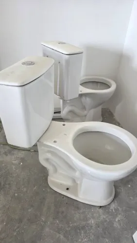 Vaso sanitário com caixa acoplada