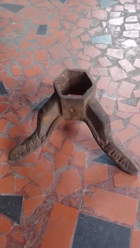 Suporte mesa ferro