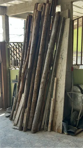 Vendo 23 pontaletes de 3 metros 