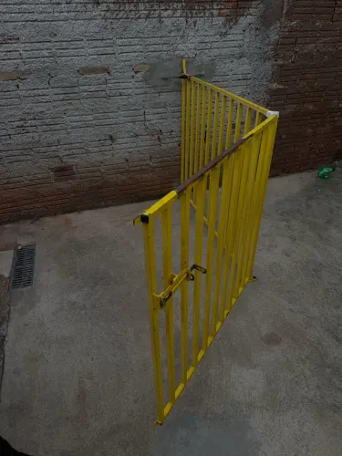 Portão divisor de ambiente para Pet