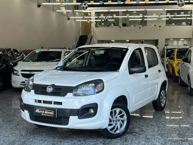 Fiat Uno Attractive 1.0 EVO Fire Flex 8V 5P 2021