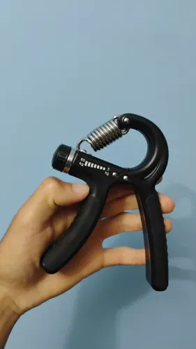 Hand grip