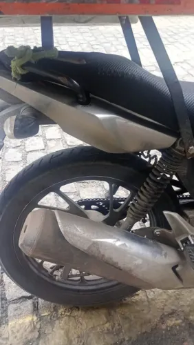 Vendo fan 2020 moto boa toda revisada