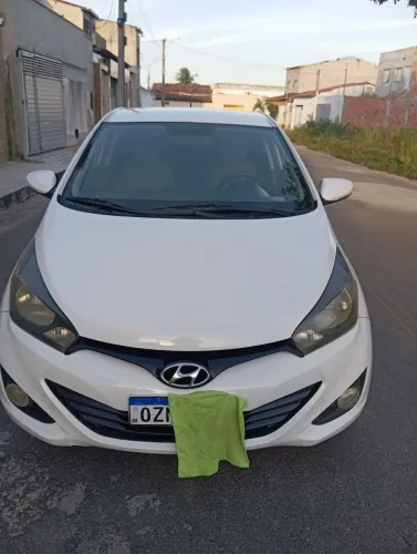 Hyundai HB20S Premium 1.6 Flex 16V Aut. 4P 2015