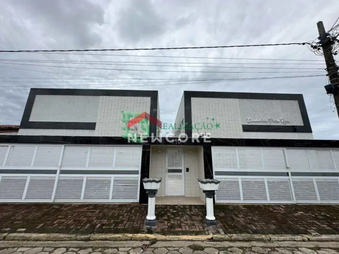 Casa de condomínio em Avenida Governador Lucas Garces - Itaóca - Mongaguá/SP