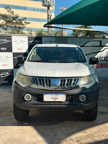 Mitsubishi L200 Tri. Outd. GLX 2.4 CD 4X4 Die. MEC 2022