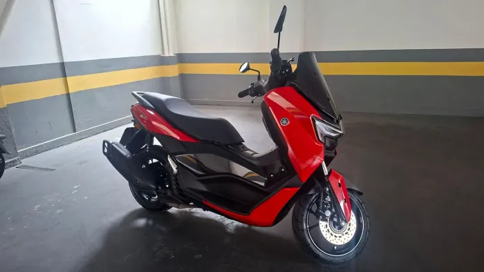 Nmax 160 conected