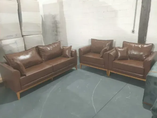 Sofá Fixo 2 lugares e 2 poltronas no courino - kit 3 peças