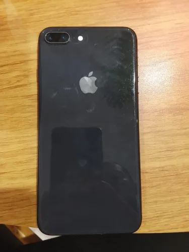 iPhone 8 Plus 