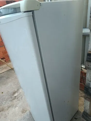 Geladeira Consul 220 vots