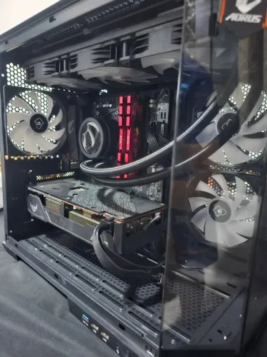 PC GAMER RYZEN 5 5600GT