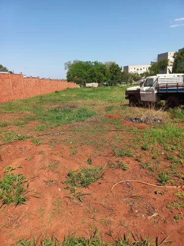 Terreno R$30 mil de frente com avenida aceito carro e moto