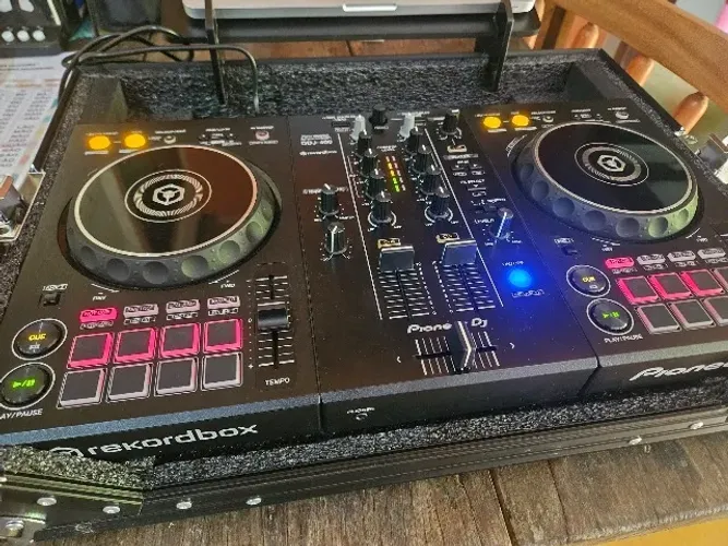 controladora ddj 400