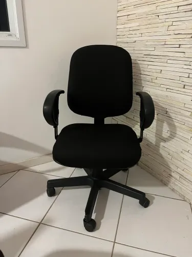 Cadeira de Escritório em Perfeito Estado
