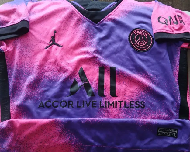 Camisa Paris Sant Germain PSG França Jordan Feminina  Tam G