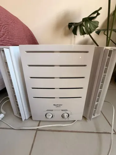 Ar condicionado , vendo ou troco por ar portátil