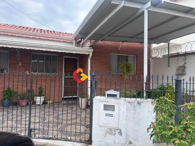 CASA À VENDA NO BONFIM
