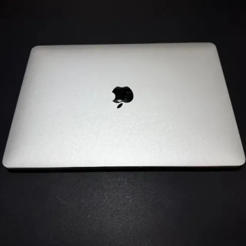 MacBook Pro M1 256GB SSD 8GB RAM Silver! Impecável! Acc cartão!