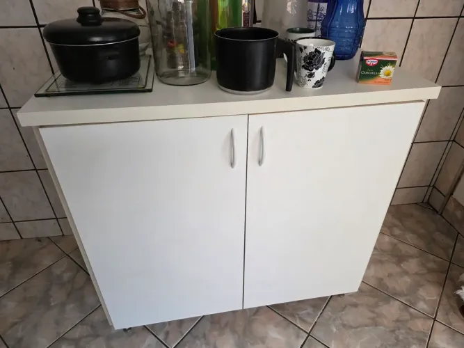 Aparador para mantimentos