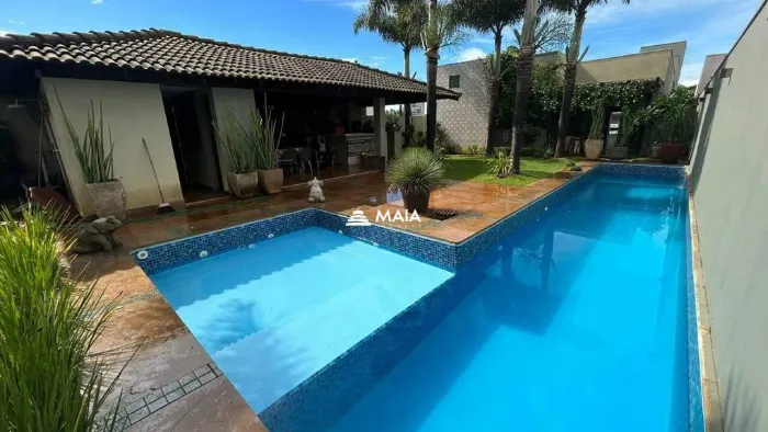 Casa no Condomínio Baronesa