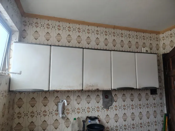 Armário de cozinha dois armários e parede Itatiaia usado