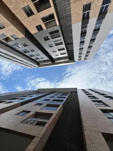 Alugo apto -SEM CAUÇÃO- Sollarium Park 90 m² - 3 qts | 2 VG - semi-mobiliado