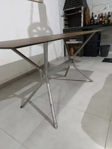 Mesa de vidro em Bom Estado