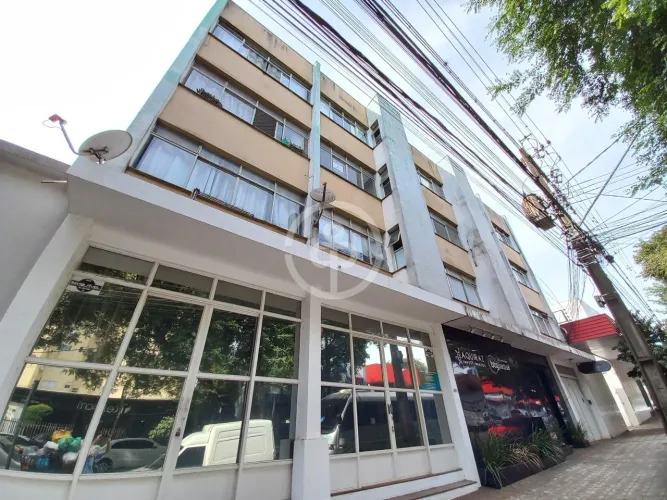 APARTAMENTO NO CENTRO.