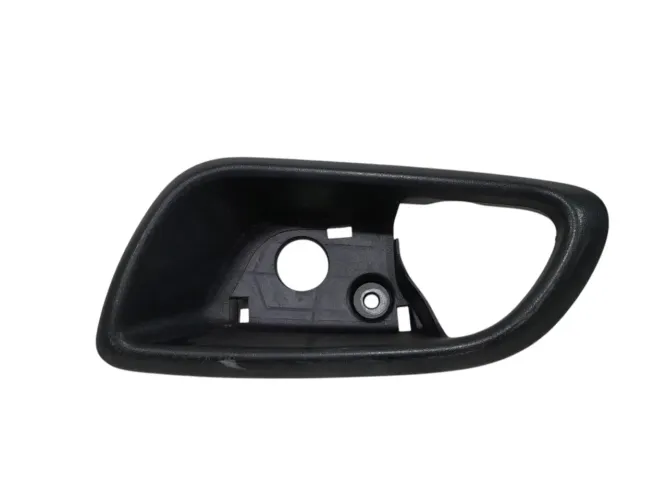 Moldura Maçaneta Interna Dia. Esq. Fiat Freemoont 2008 Á 15